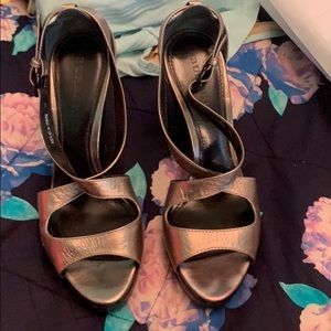 Burberry leather wedges size 39